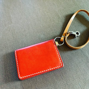 パスケースとストラップ。