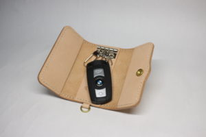 レザーアイテムK's Cuoioのキーケースセミオーダー