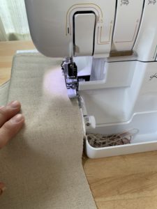 レザーアイテムK's Cuoioの巾着袋の製作3