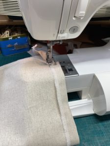 レザーアイテムK's Cuoioの巾着袋の製作6