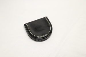 K's Cuoioの馬蹄型小銭入れ