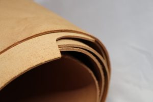 レザーアイテムK's Cuoioの革