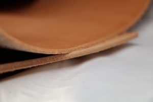 レザーアイテムK's Cuoioの栃木レザー