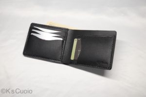 レザーアイテムK's Cuoioのお札入れ
