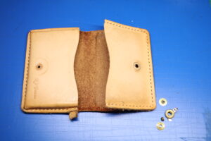 レザーアイテムK's Cuoioの名刺入れ