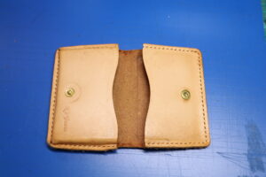 レザーアイテムK's Cuoioの名刺入れ