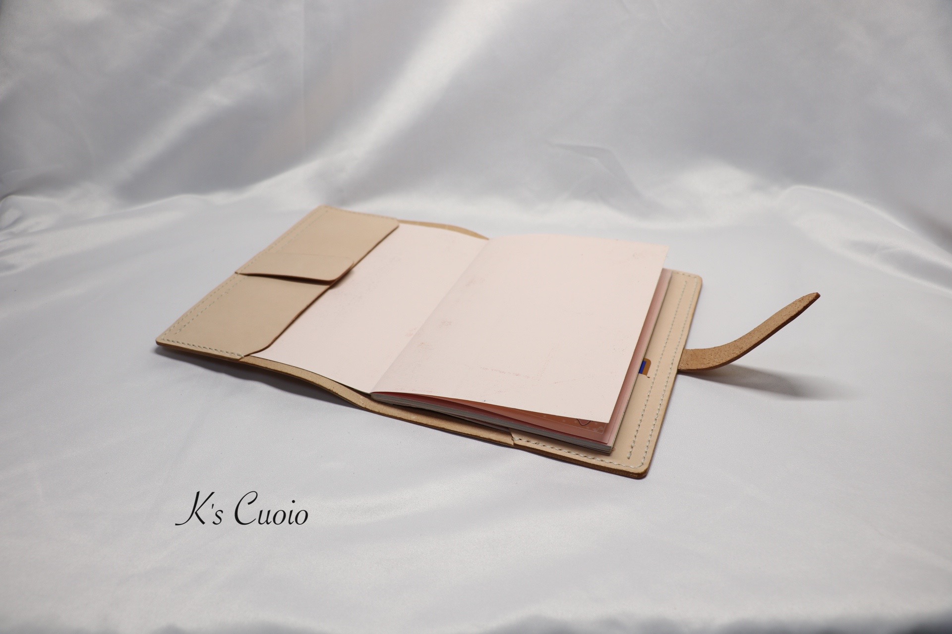 レザーアイテムK's Cuoioのヌメ革を使用した手帳カバーです。 | ハンドメイドレザーアイテム｜K's Cuoio