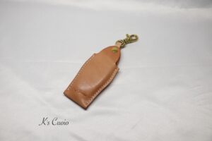 レザーアイテムK's Cuoioのベンツキーカバー