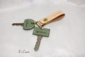 レザーアイテムK's Cuoioのキーカバー