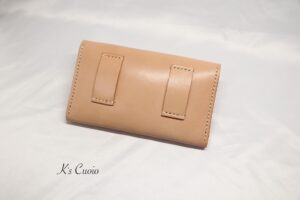 レザーアイテムK's Cuoioのベルト通し型スマホケース横型II