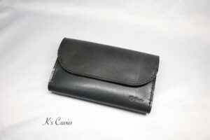 レザーアイテムK's Cuoioのベルト通し型スマホケース横型II