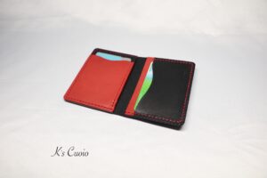 レザーアイテムK's Cuoioのツートンパスケース