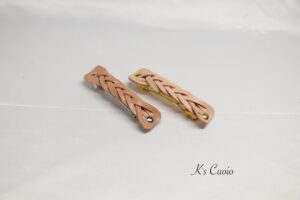 レザーアイテムK's Cuoioのバレッタ