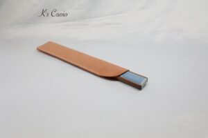 レザーアイテムK's Cuoio　栃木レザー 扇子ケース（ナチュラル色）
